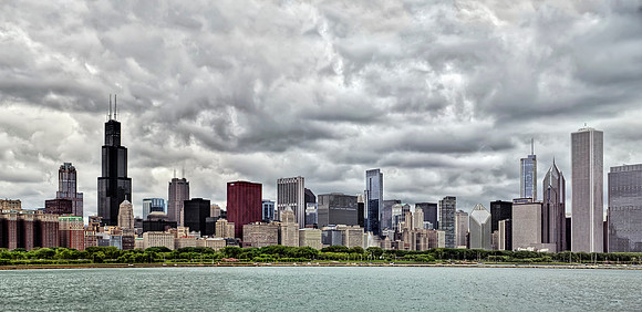 Giant 25 Exposure Panorama of Chicago on a Cloudy Day