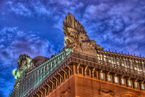 Harold Washington Library Owls - Chicago