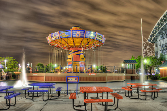 Navy Pier Wave Swinger at Night