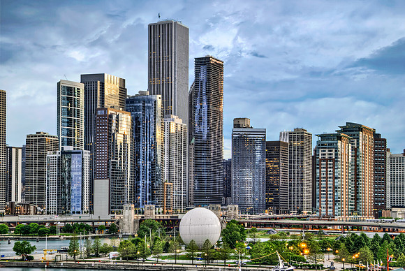 The Balloon of Navy Pier Facing West