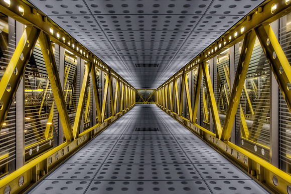 Tunnel Underneath the City (Pedway) - Chicago